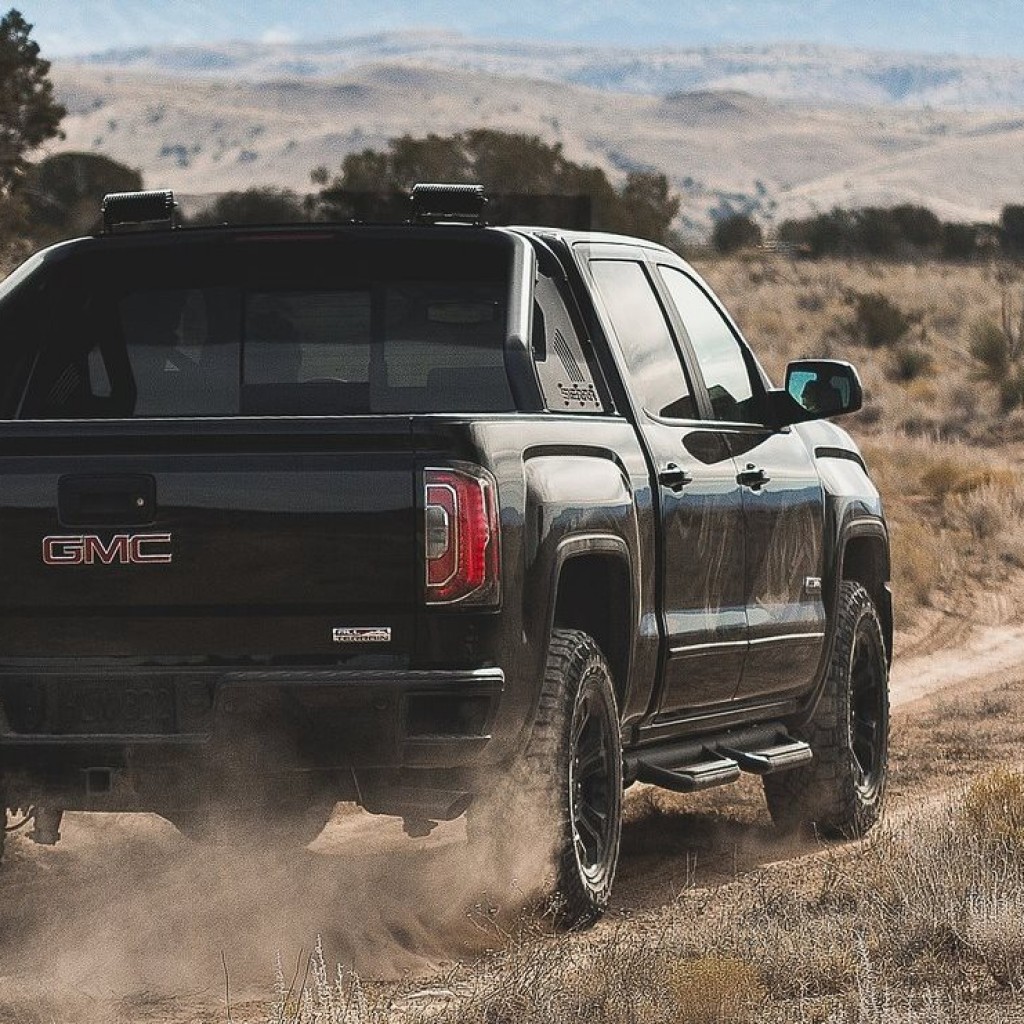 GMC-Sierra_All_Terrain_X_2