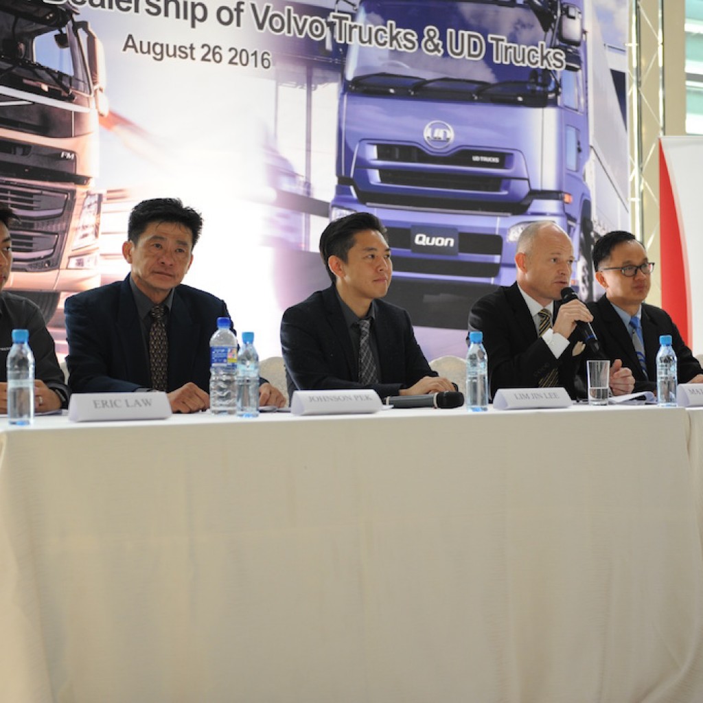 volvo trucks bousted1