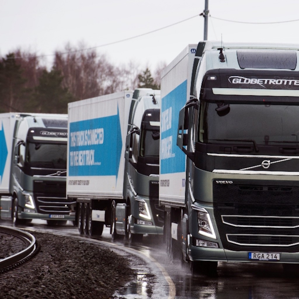 Volvo Trucks, platooning