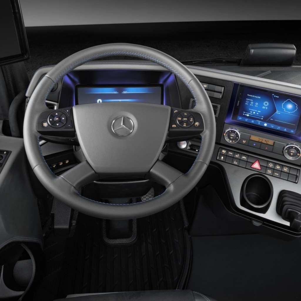 mercedes-urban-etruck-concept (4)