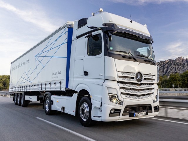 Mercedes Benz Actros__0519