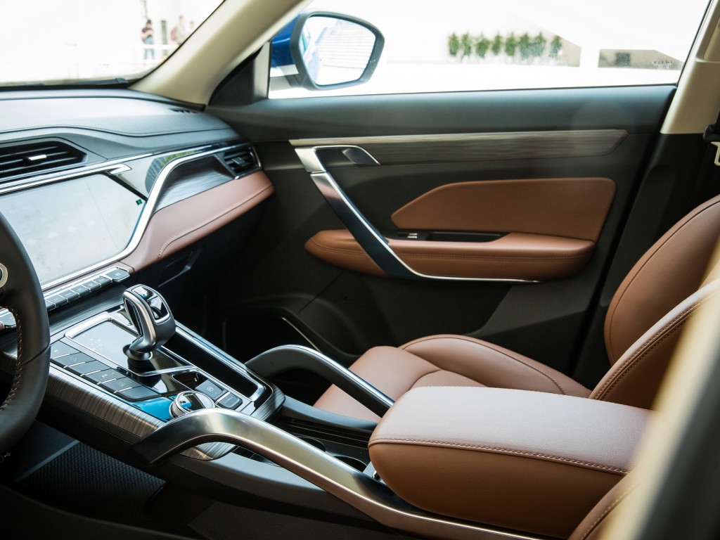 Bo-Yue-PRO-Interior-02