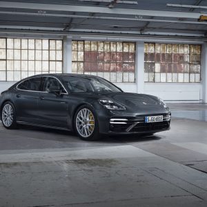 The New Porsche Panamera Turbo S E-Hybrid is a 700 PS Beast