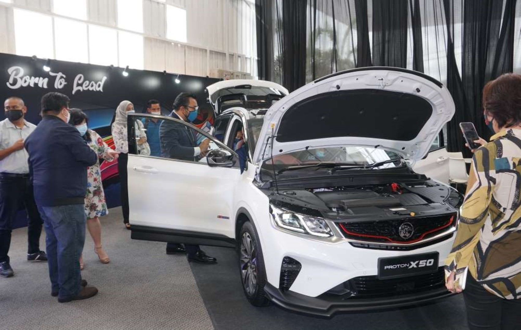 Proton Sells 11,411 Cars in November, X70 Remains 