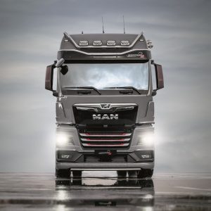MAN TGX Individual Lion S
