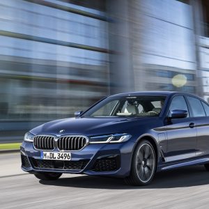 01. The New BMW 530e M Sport