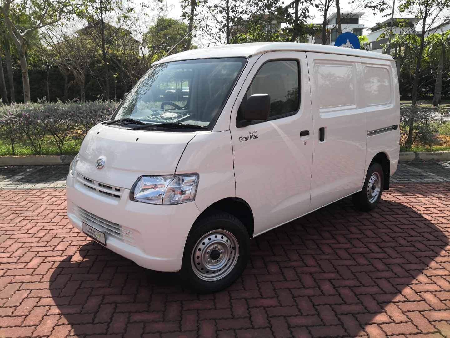 Daihatsu Gran Max