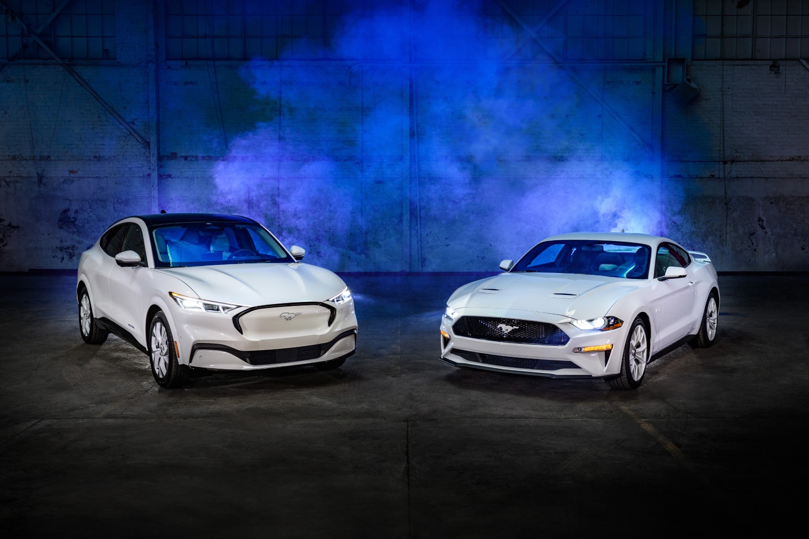 Ford Mustang Ice White Edition