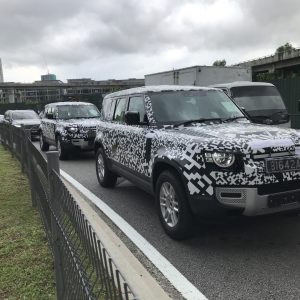 Land Rover Defender Spyshot