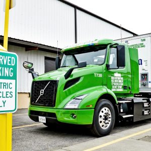 Volvo VNR Electric