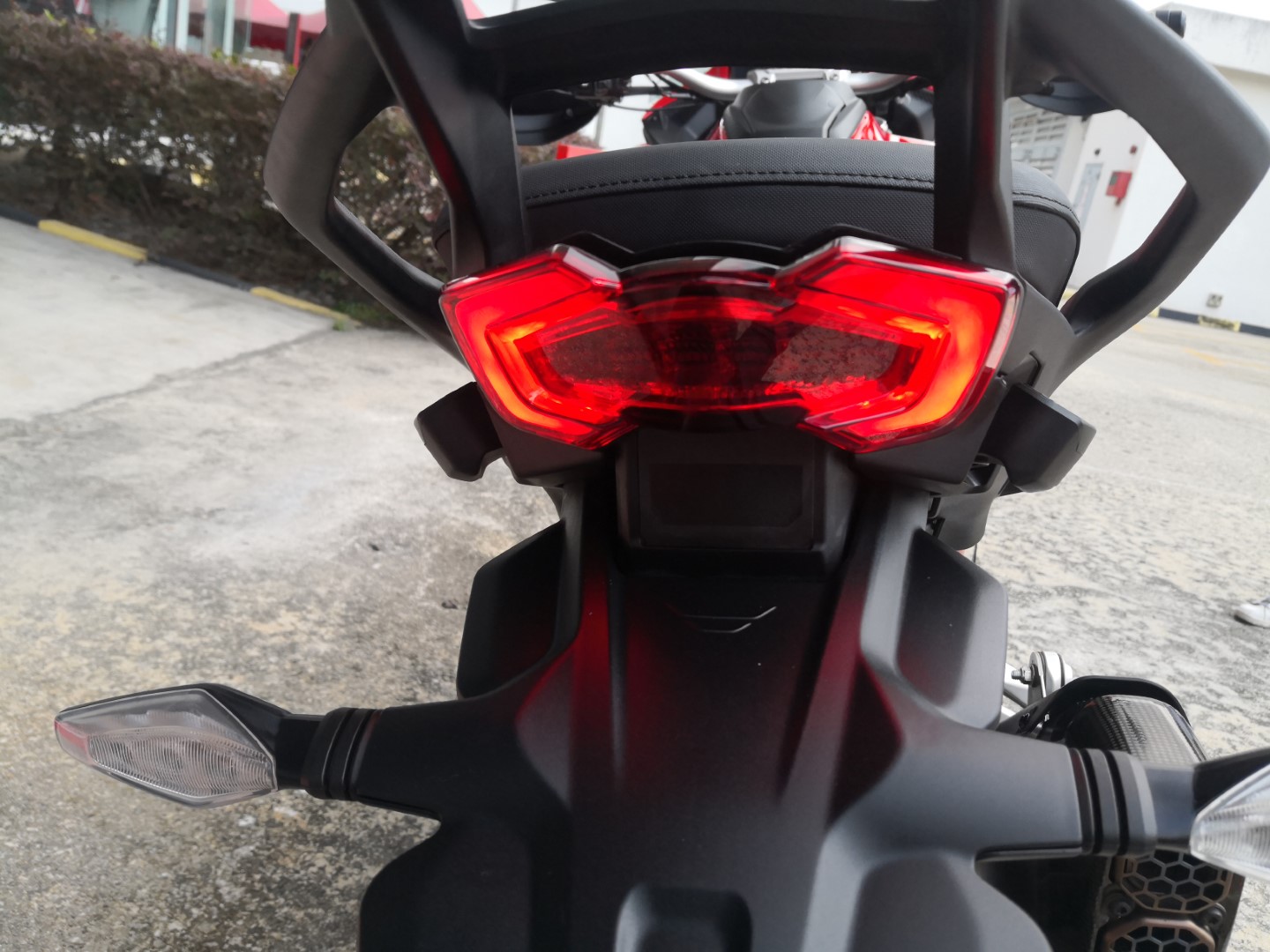 Ducati Multistrada V4S light