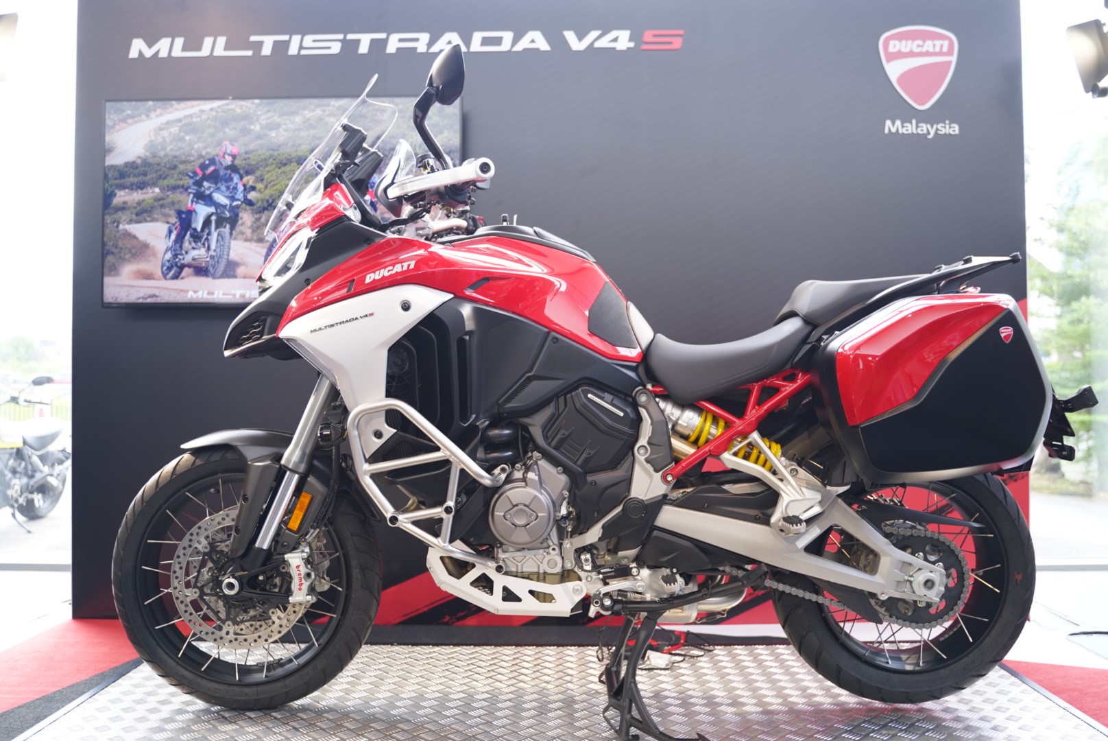 ducati multistrada v4s