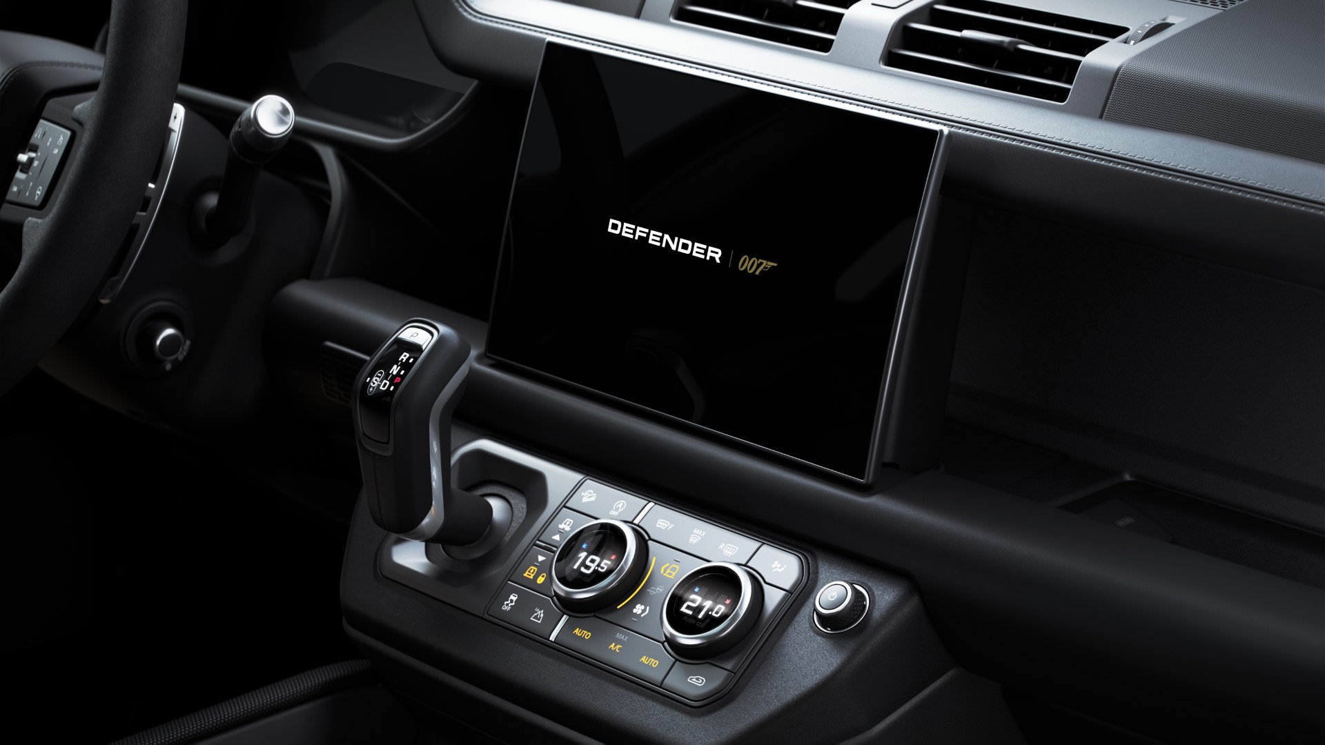 LR Defender V8 Bond Edition