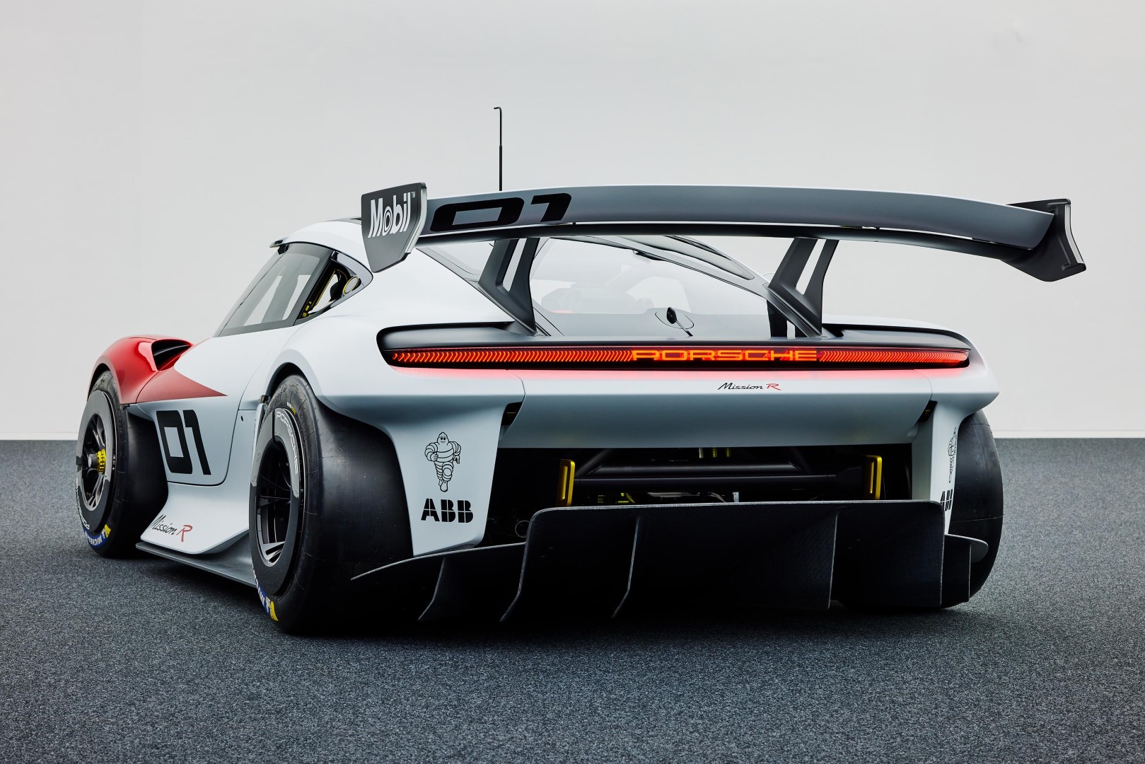 Porsche Mission R