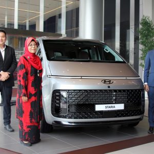 Hyundai Staria