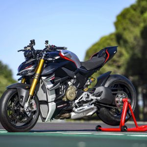 Ducati Streetfighter V2
