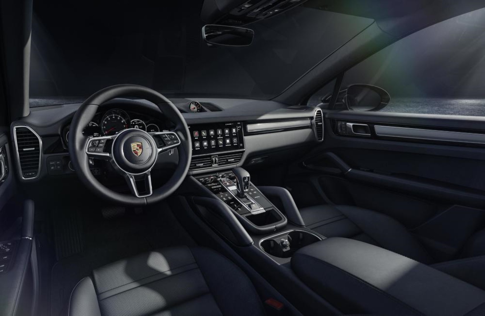 Porsche Cayenne Platinum Edition interior