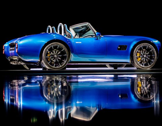 AC Cobra GT Roadster