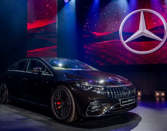 Mercedes-AMG EQS 53