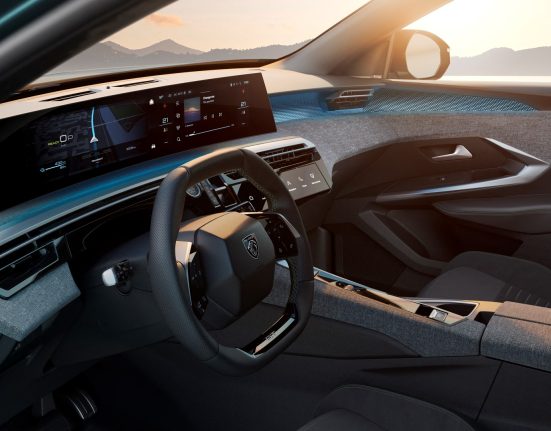 Peugeot i-Cockpit
