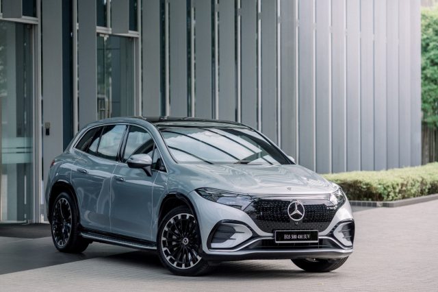 MB EQS SUV