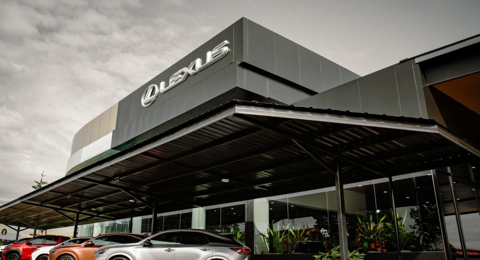 Lexus Sabah