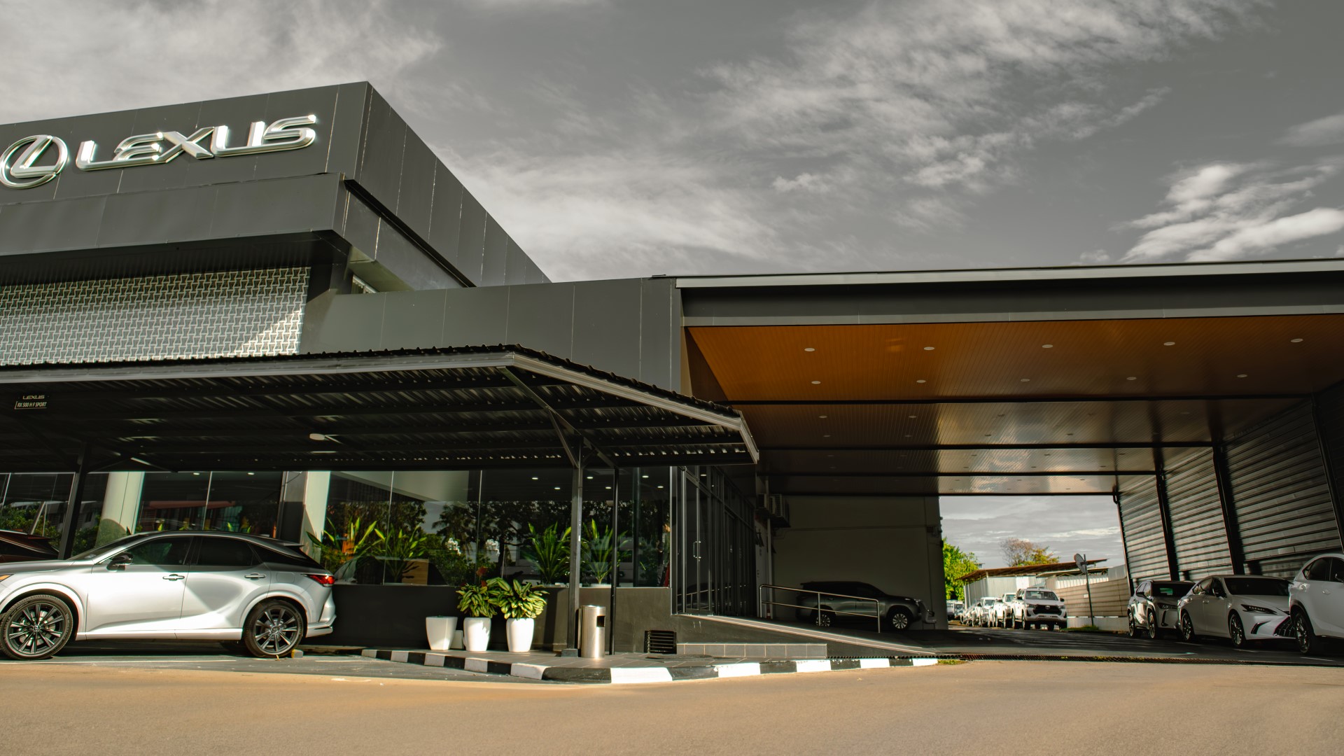 Lexus Sabah