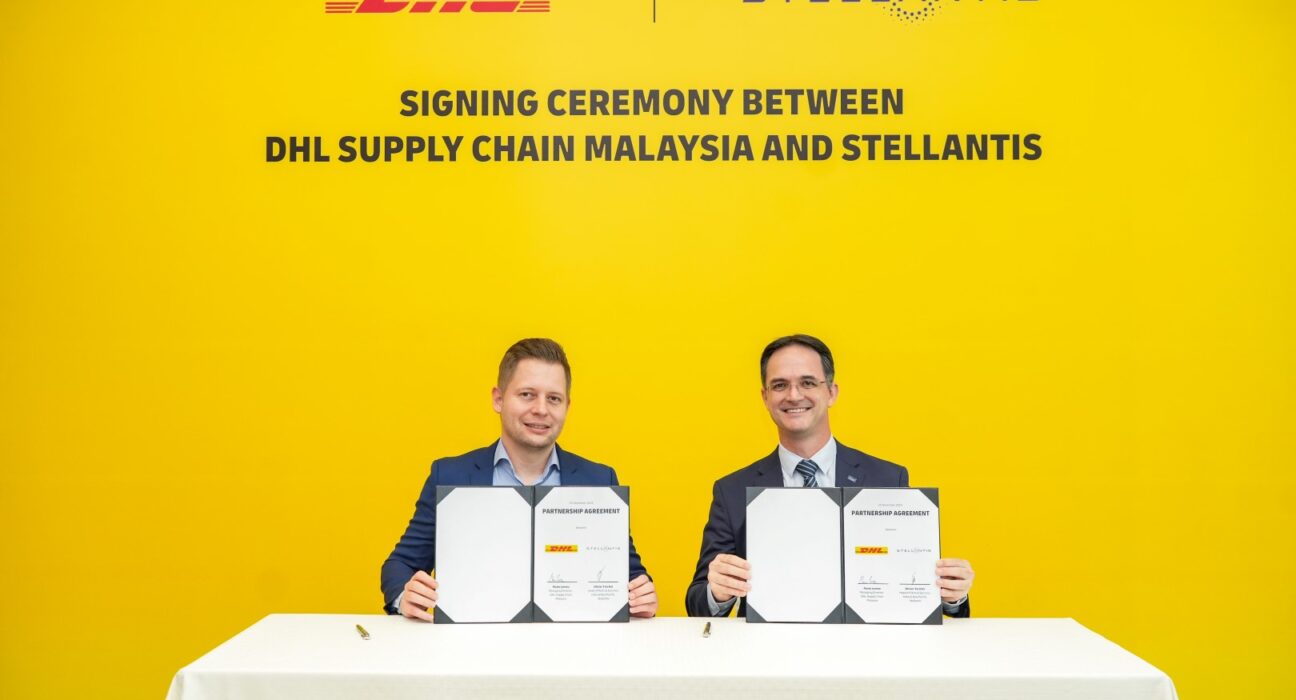 Stellantis DHL