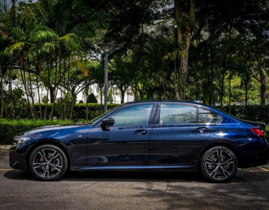 BMW 330Li M Sport