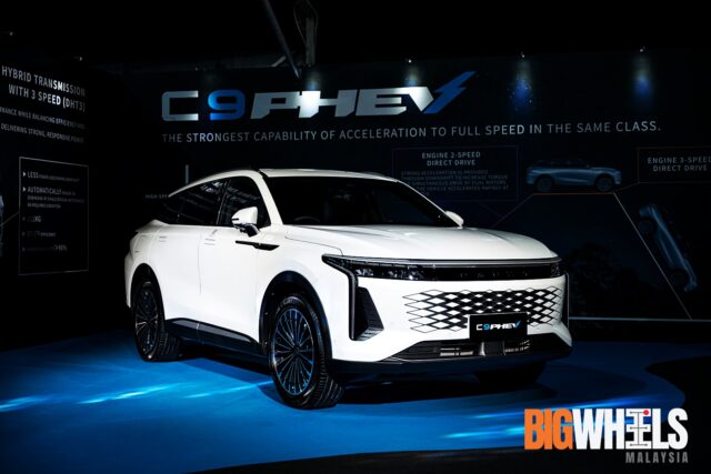 Omoda C9 PHEV