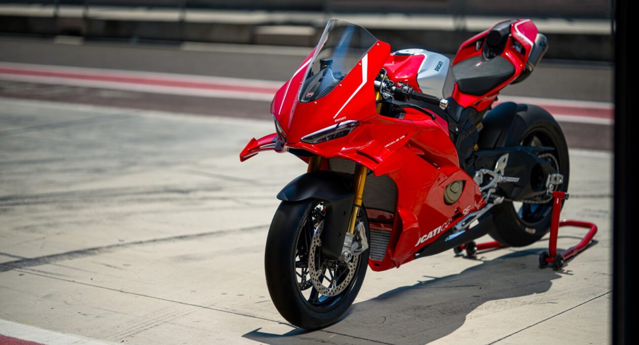 Ducati Panigale V4 R