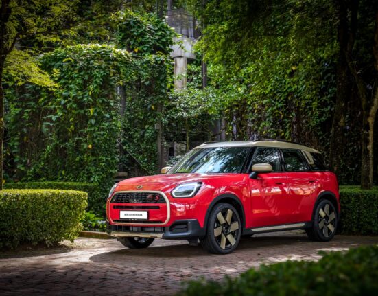 MINI Countryman S Fiery Stallion Edition