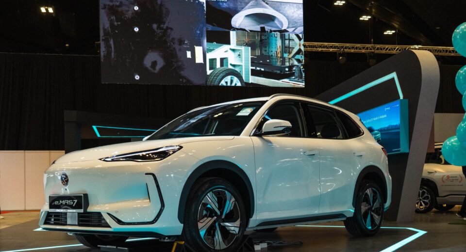 proton e.mas 7 singapore