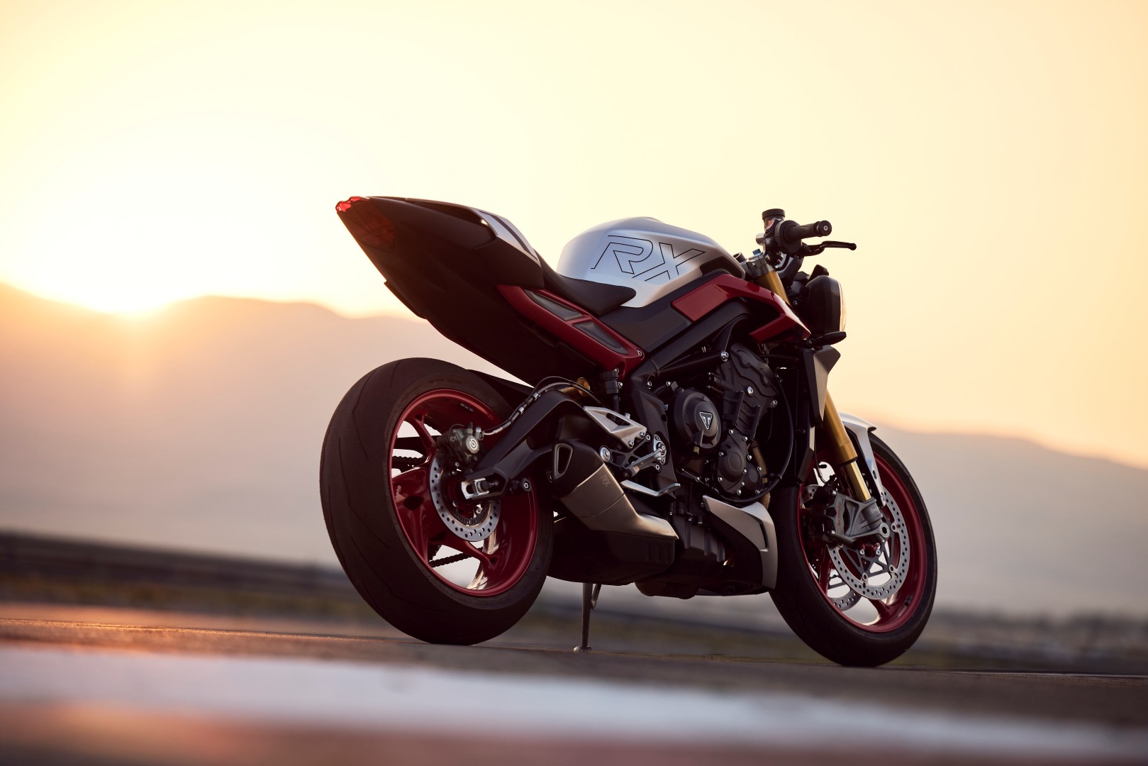 Triumph Street Triple 765