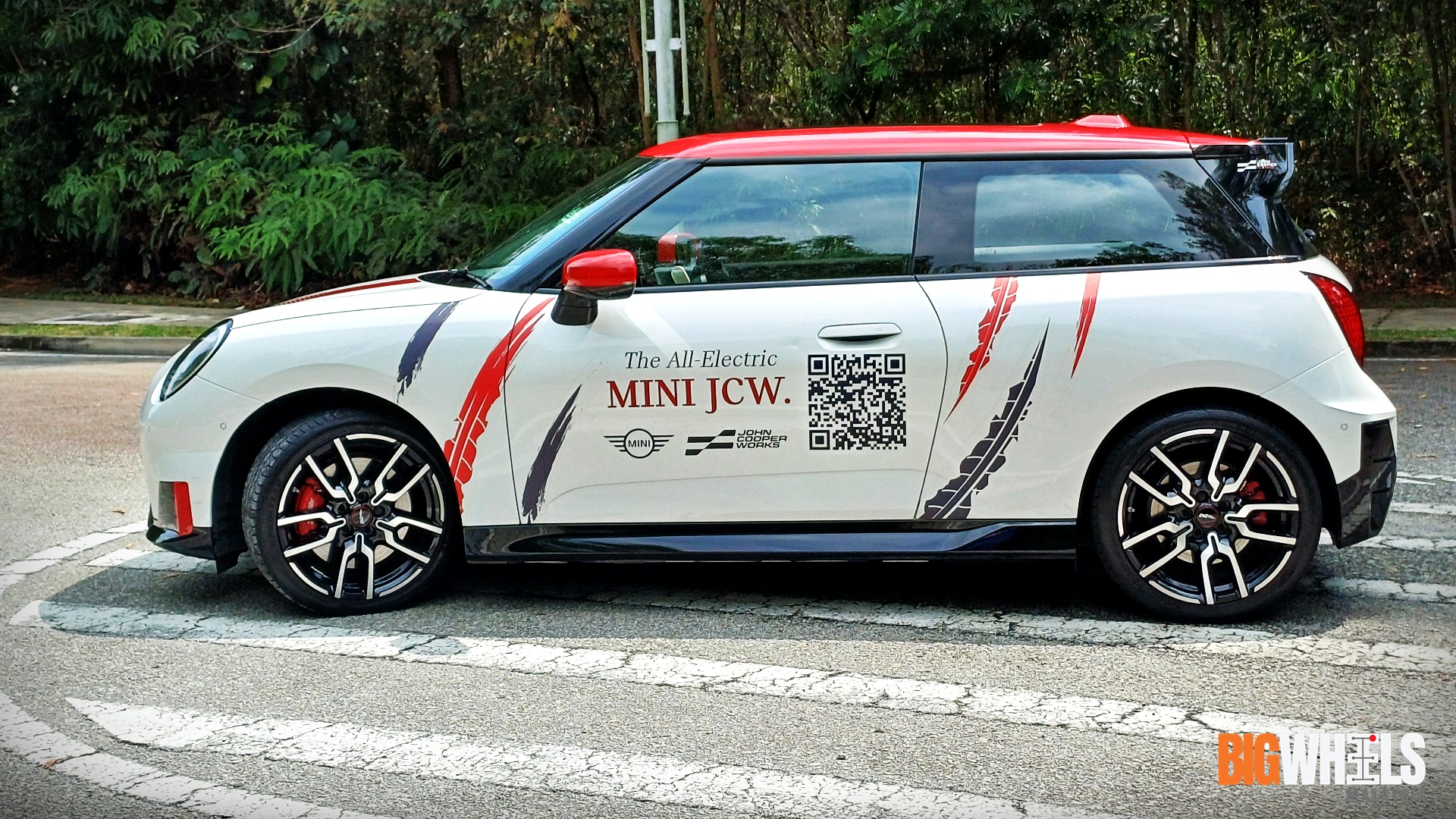 MINI Cooper JCW EV