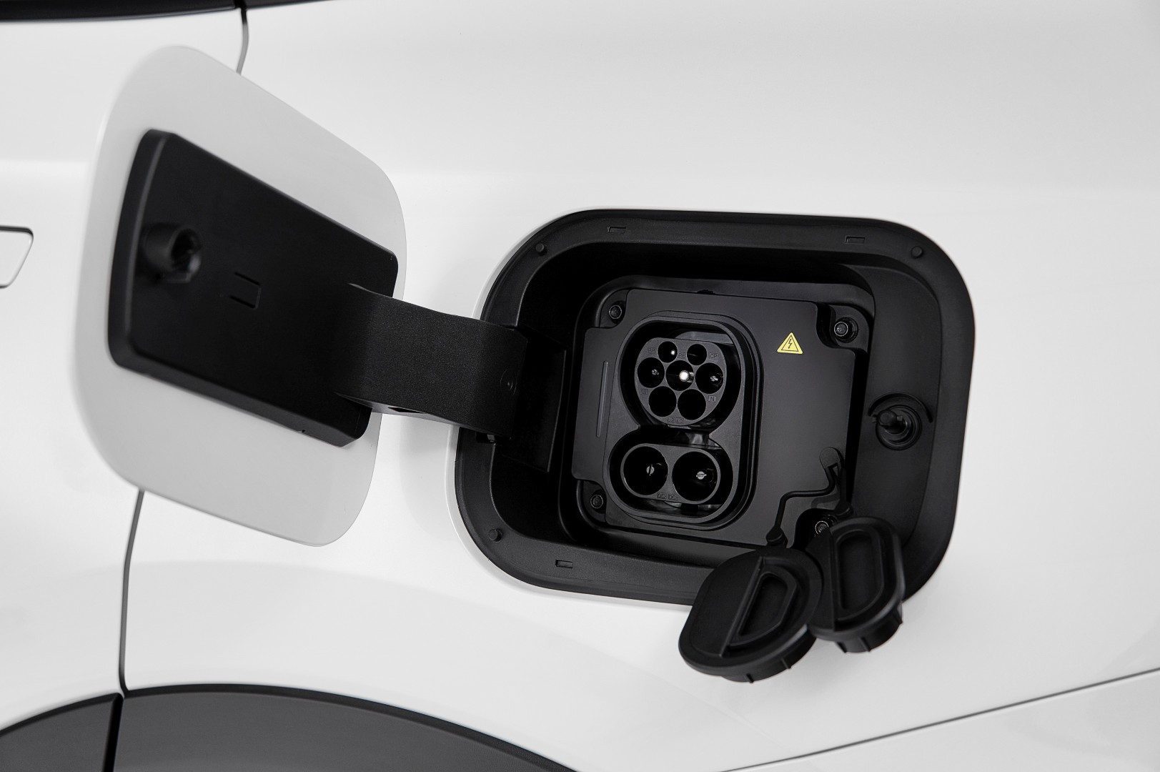 Omoda C9 PHEV