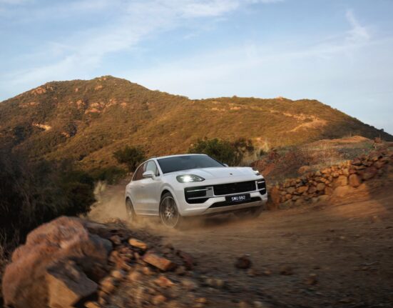 2026 porsche cayenne