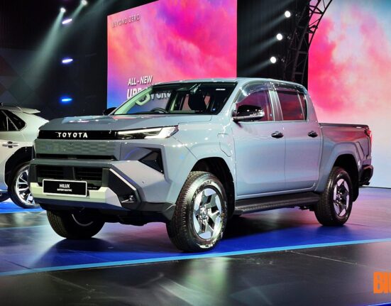 Toyota Hilux BEV