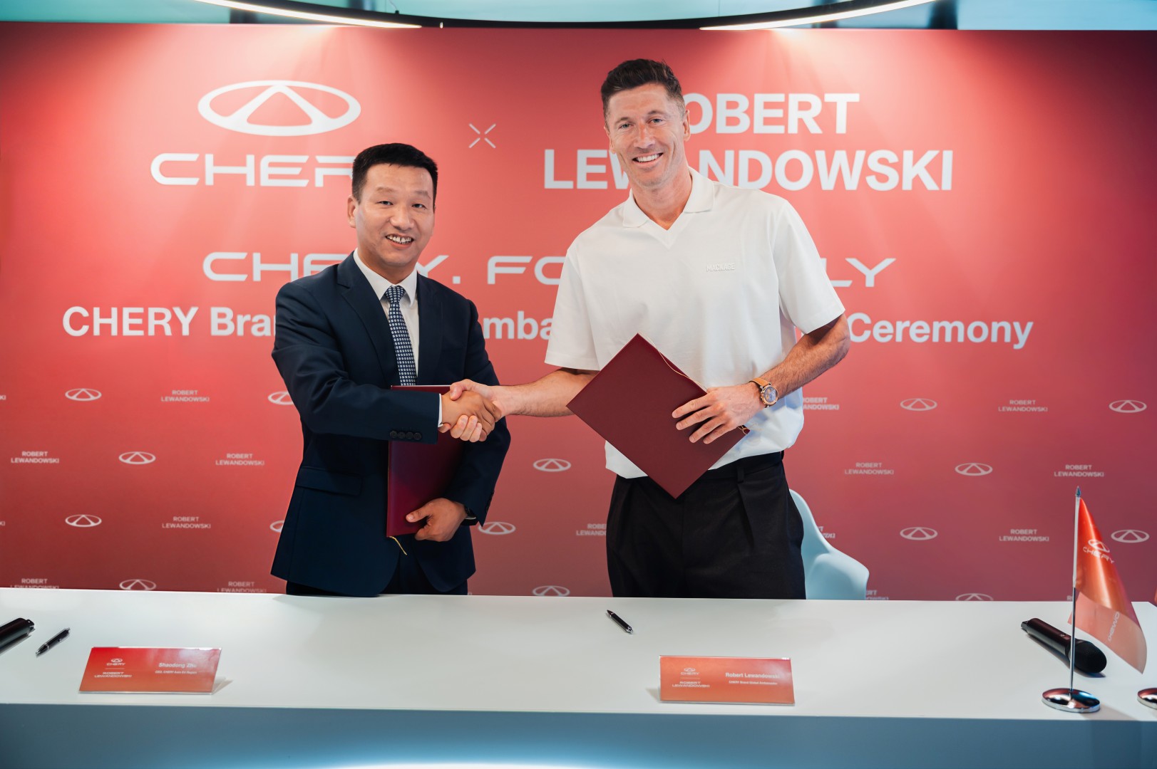 chery robert lewandowski