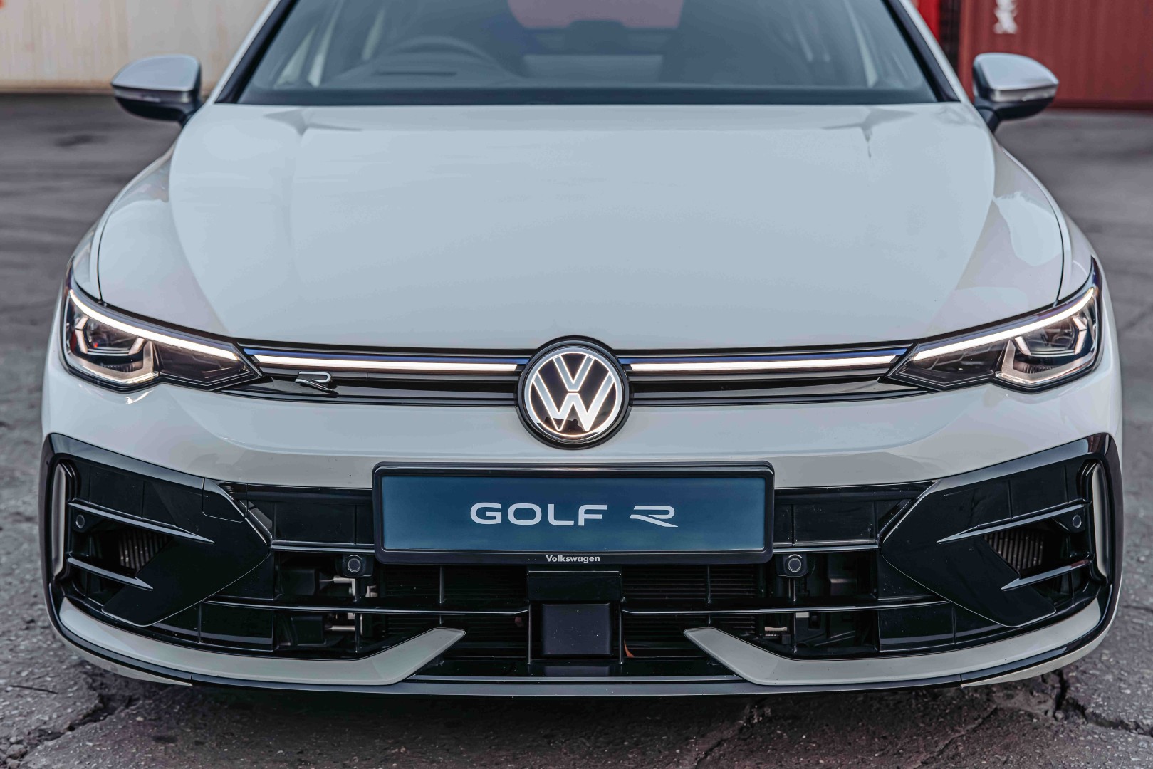 Golf R