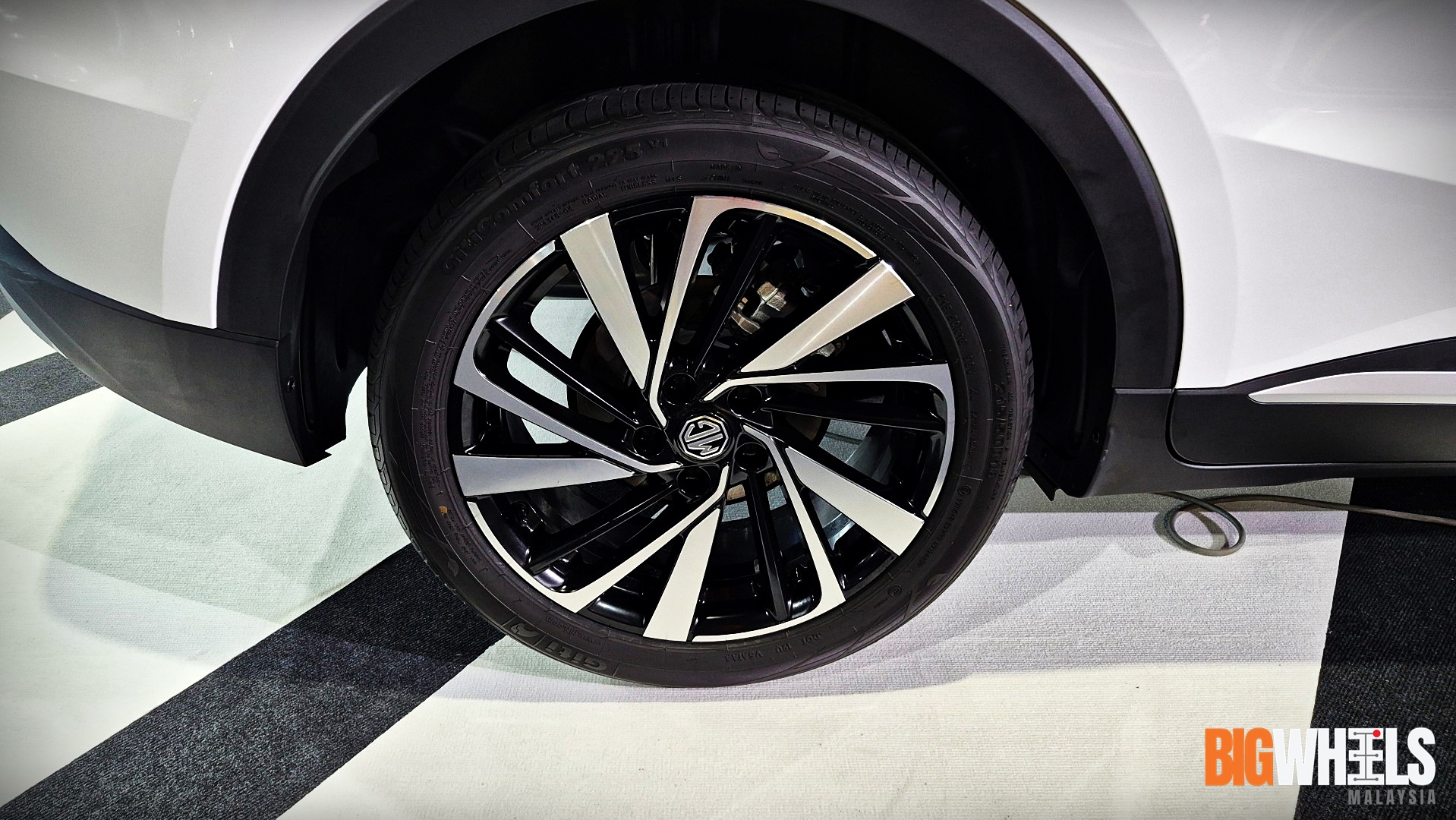 MGZS Hybrid