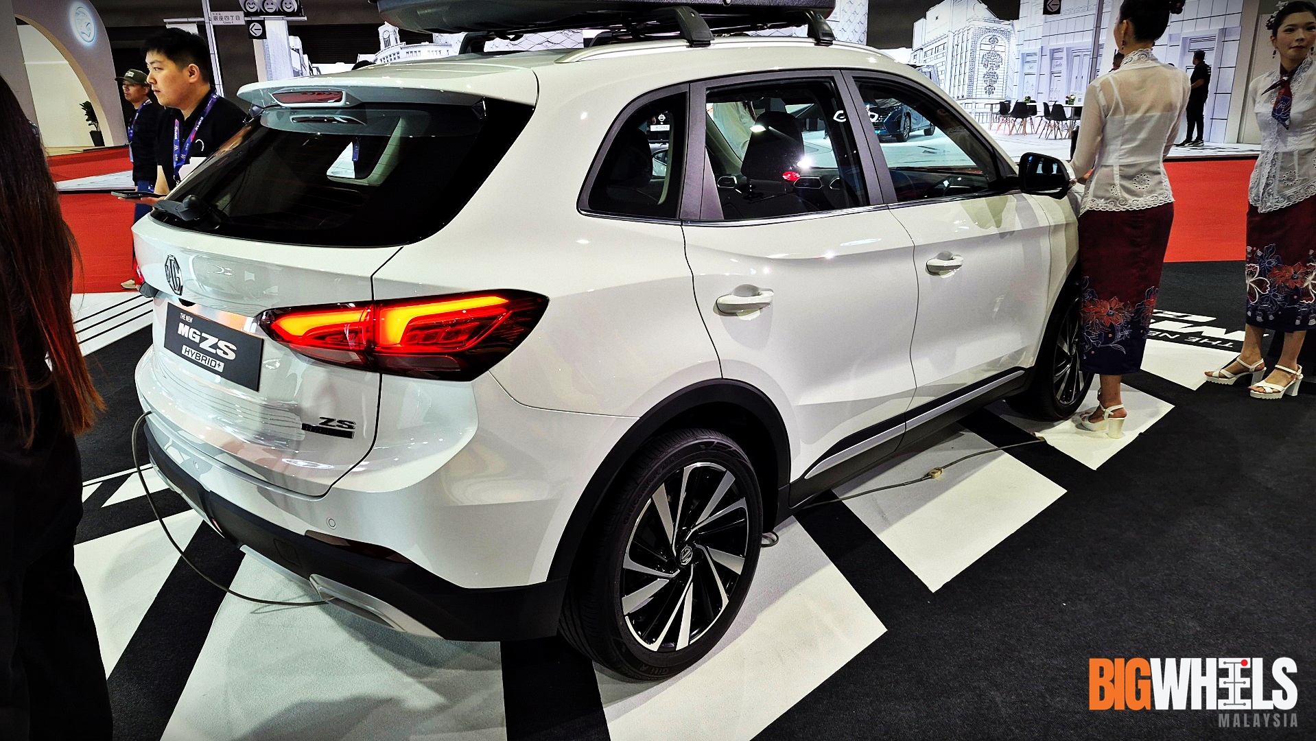 MGZS Hybrid