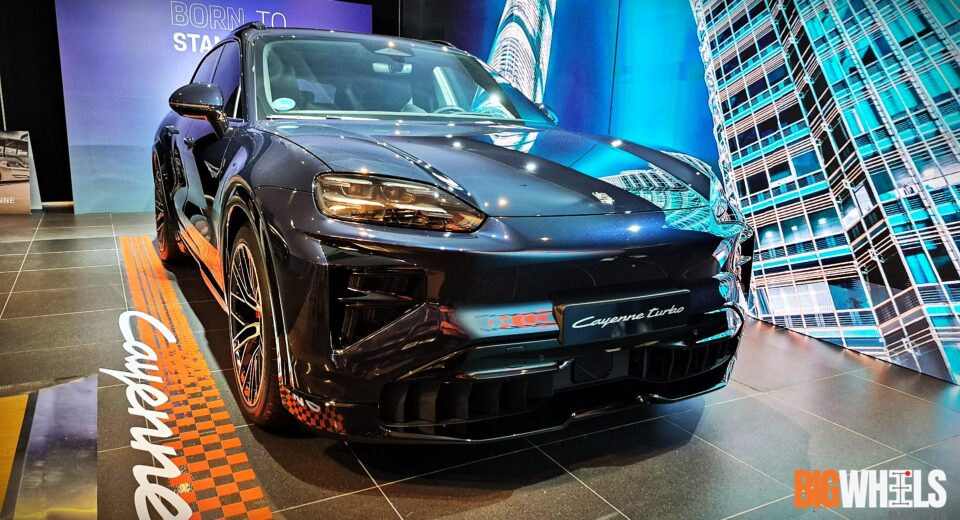 Porsche Cayenne Turbo Electric