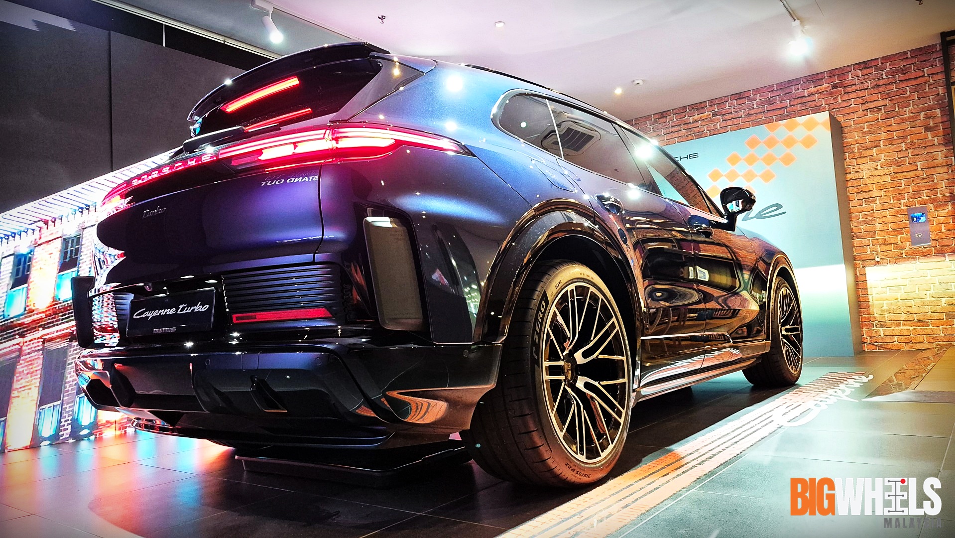 Porsche Cayenne Turbo Electric