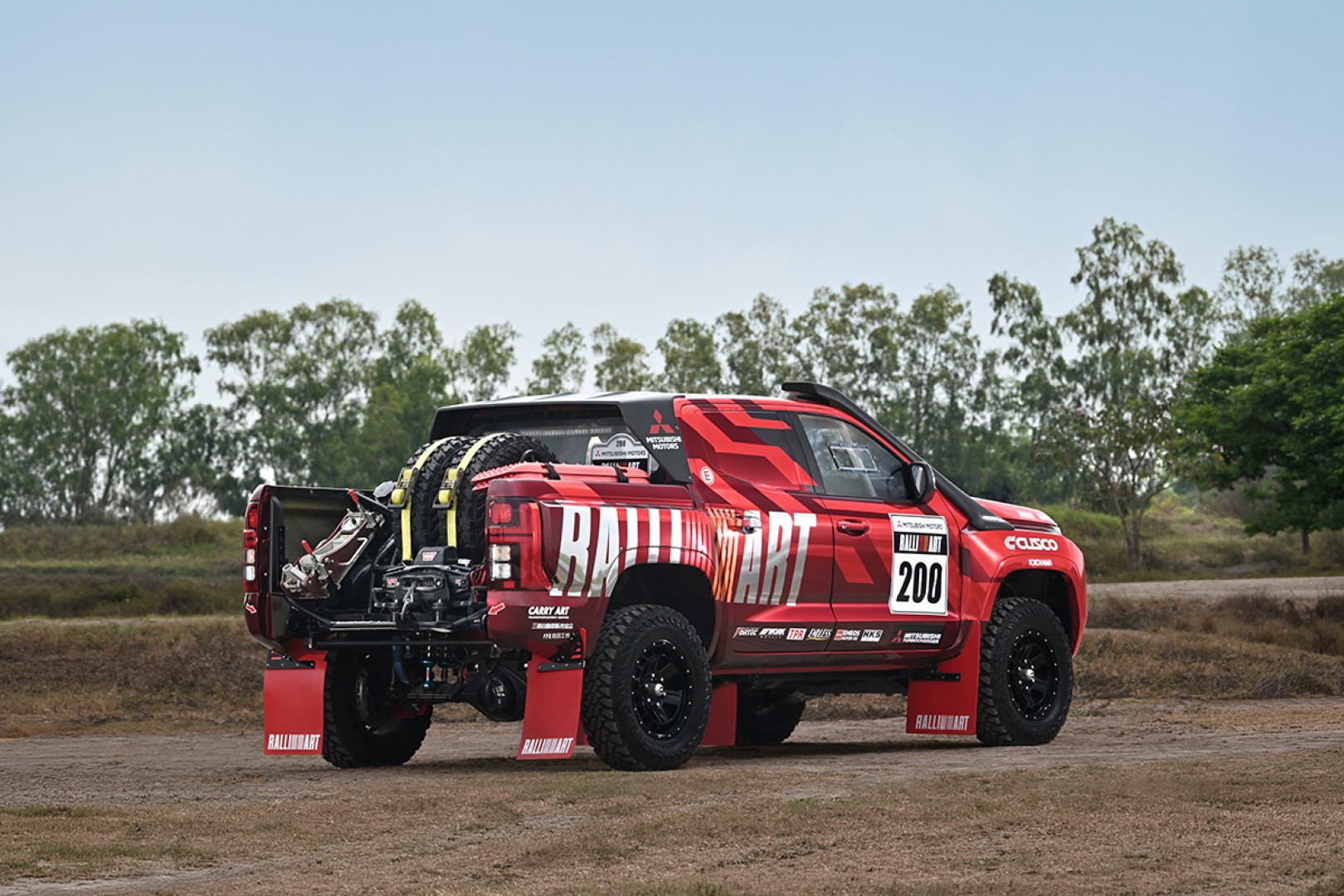 Mitsubishi AXCR