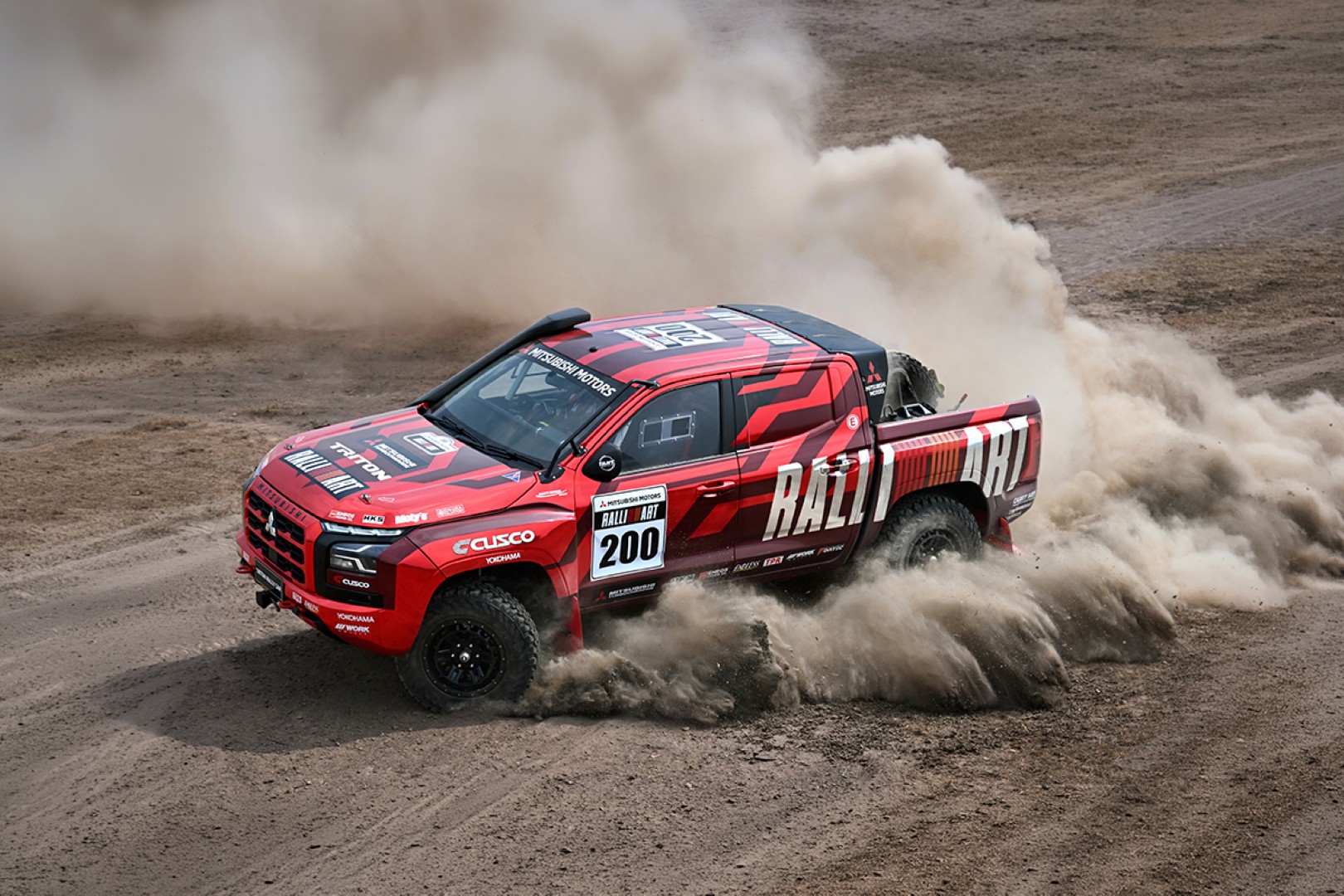 Mitsubishi AXCR