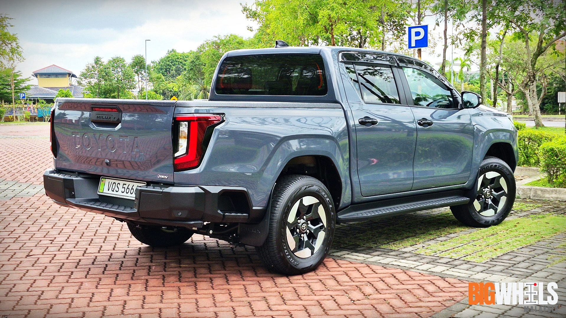 Toyota Hilux BEV
