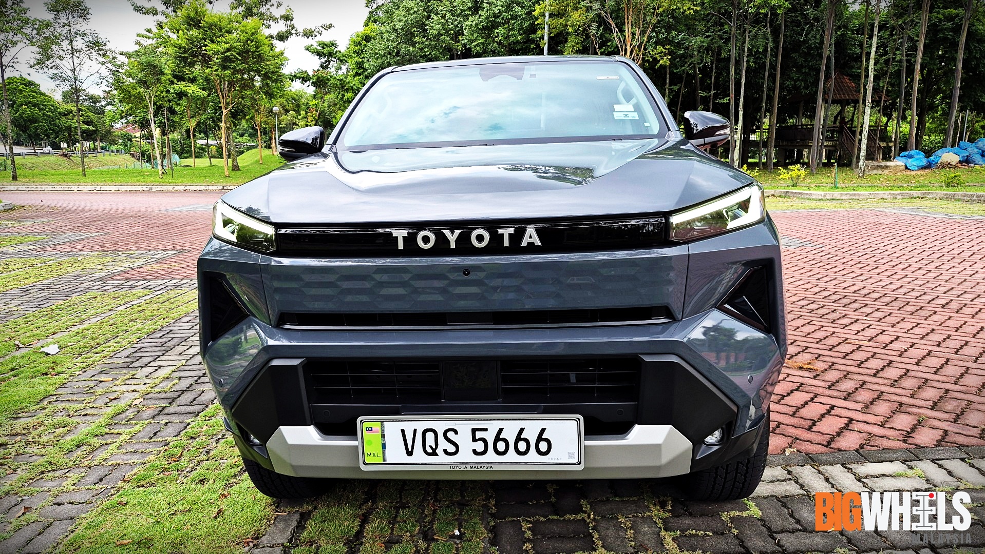 Toyota Hilux BEV
