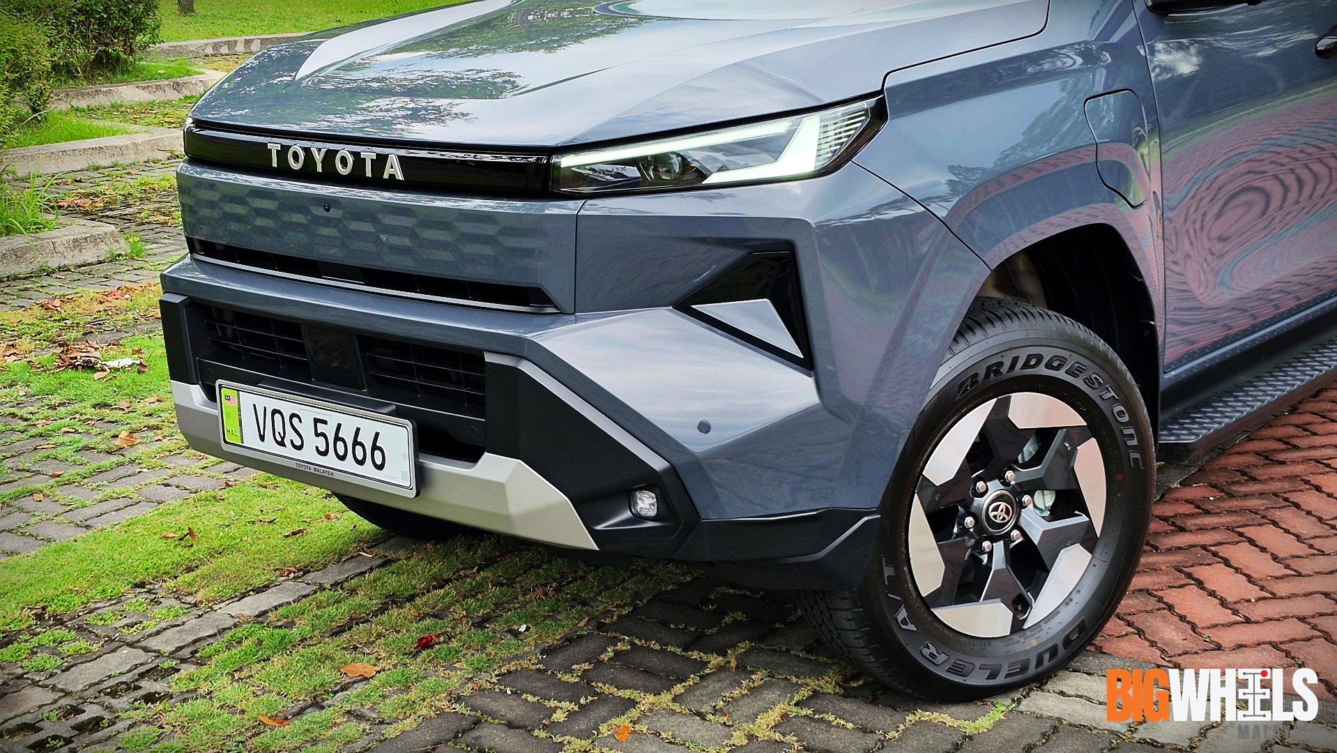 Toyota Hilux BEV
