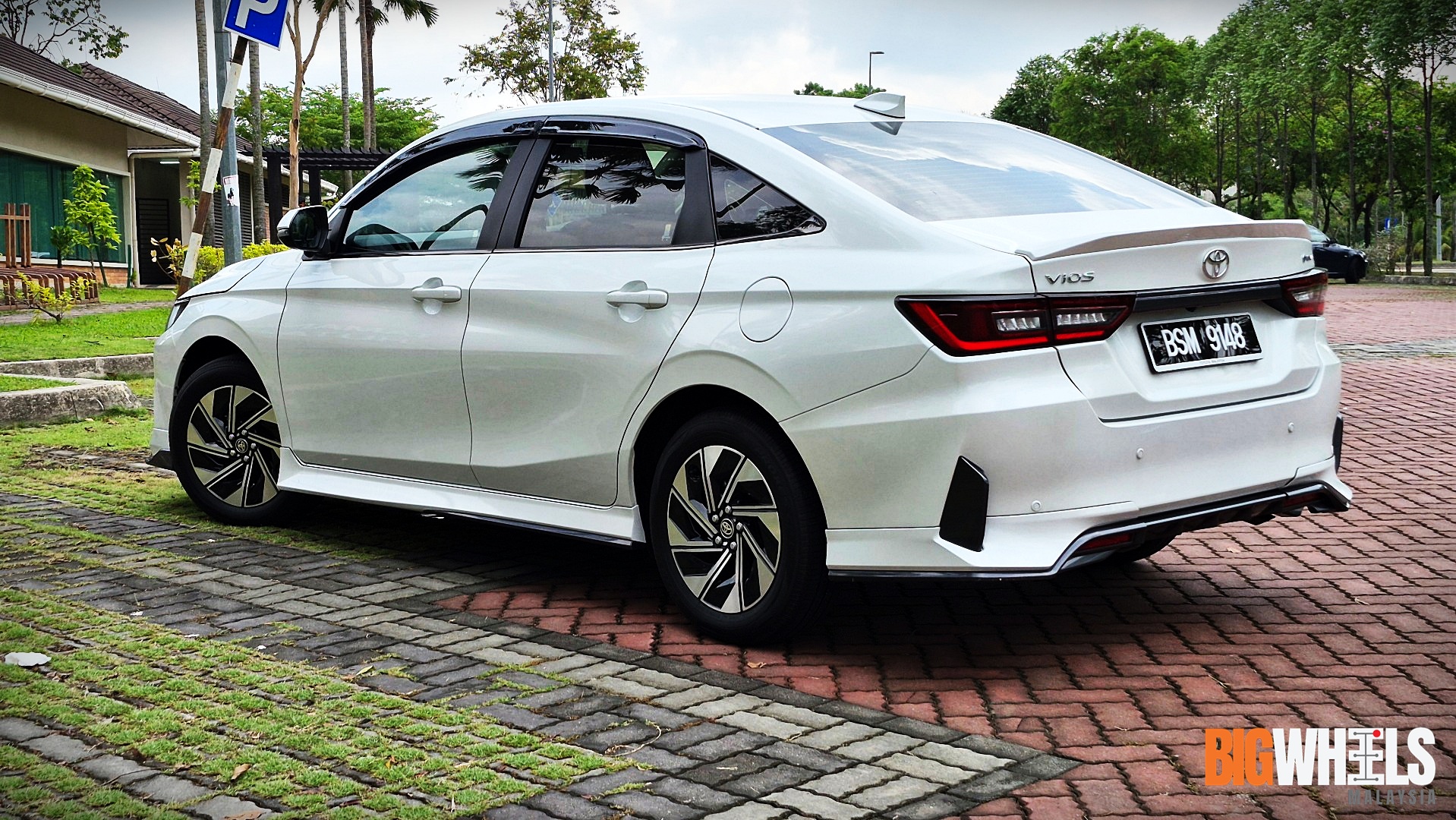 Toyota Vios HEV